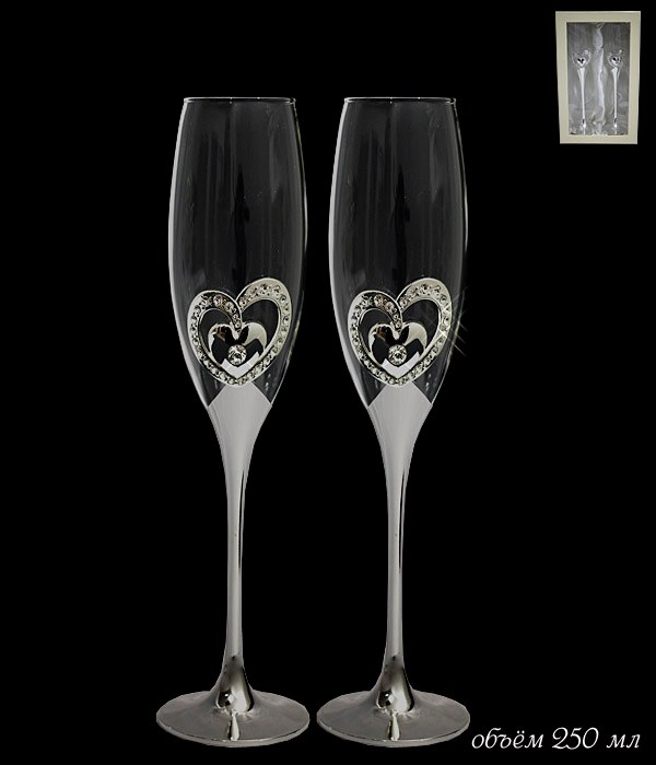 Набор фужеров