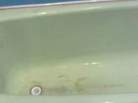 Чугунная ванна до и после покрытия, реставрация ванны в Саратове