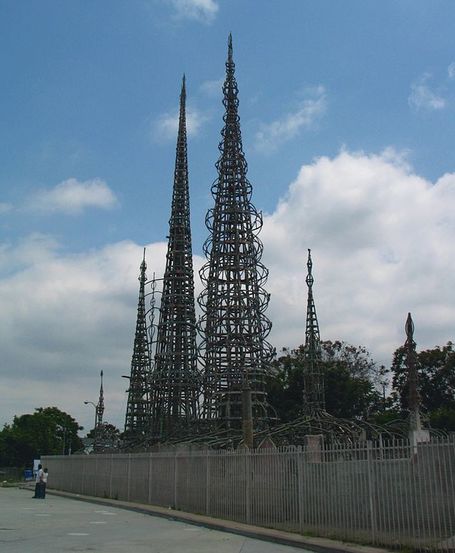 640px-Watts-towers.jpg?1430681851